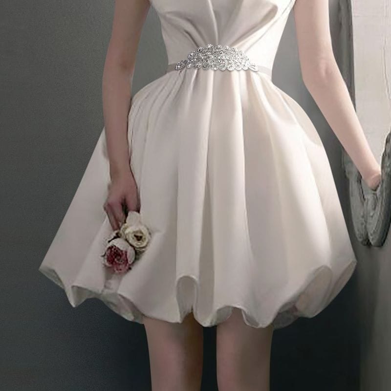 ホワイト フランス パーティードレス 新しい レディー 高貴 ワンピース 成人式 プリンセススカート ホワイト フランス パーティードレス 新しい レディー 高貴 ワンピース 成人式 プリンセススカート