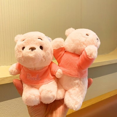 Qoo10] くまのプーさんキーホルダーぬいぐるみ人形 : バッグ・雑貨
