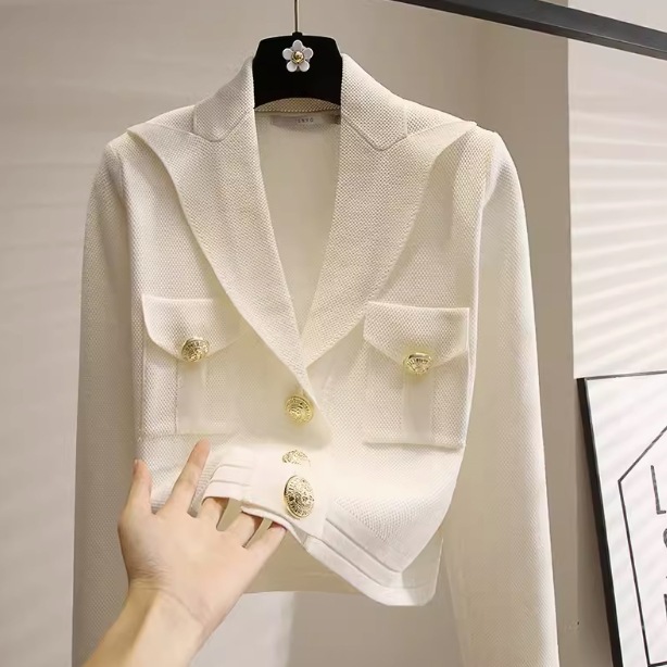 レディース トップス ニット カーディガン 長袖 Vネック 襟付き フェミニン 前開き ボタン ニット かわいい 大人可愛い きれいめ シンプル カジュアル 上品 おしゃれ こなれ感 ガーリー レディース トップス ニット カーディガン 長袖 Vネック 襟付き フェミニン 前開き ボタン ニット かわいい 大人可愛い きれいめ シンプル カジュアル 上品 おしゃれ こなれ感 ガーリー