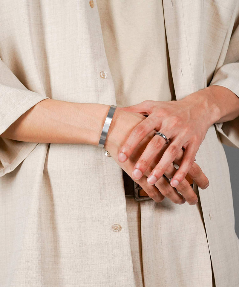 LH-1 ワイド ストレートバングル サージカルステンレス 03BA0085SV ステンレスバングル ブレス メンズ ブランド プレゼント 誕生日 LH-1 ワイド ストレートバングル サージカルステンレス 03BA0085SV ステンレスバングル ブレス メンズ ブランド プレゼント 誕生日