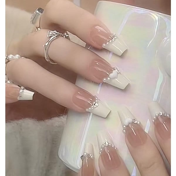 Qoo10] ワンホンネイルチップ ネイルチップ ロン