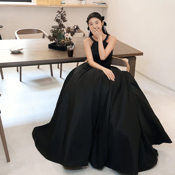 美品】ビジューホルターネックマーメイドロングオケージョンドレス黒 結婚式二次会 Qoo10] 2025新品追加パーティドレスウェディン