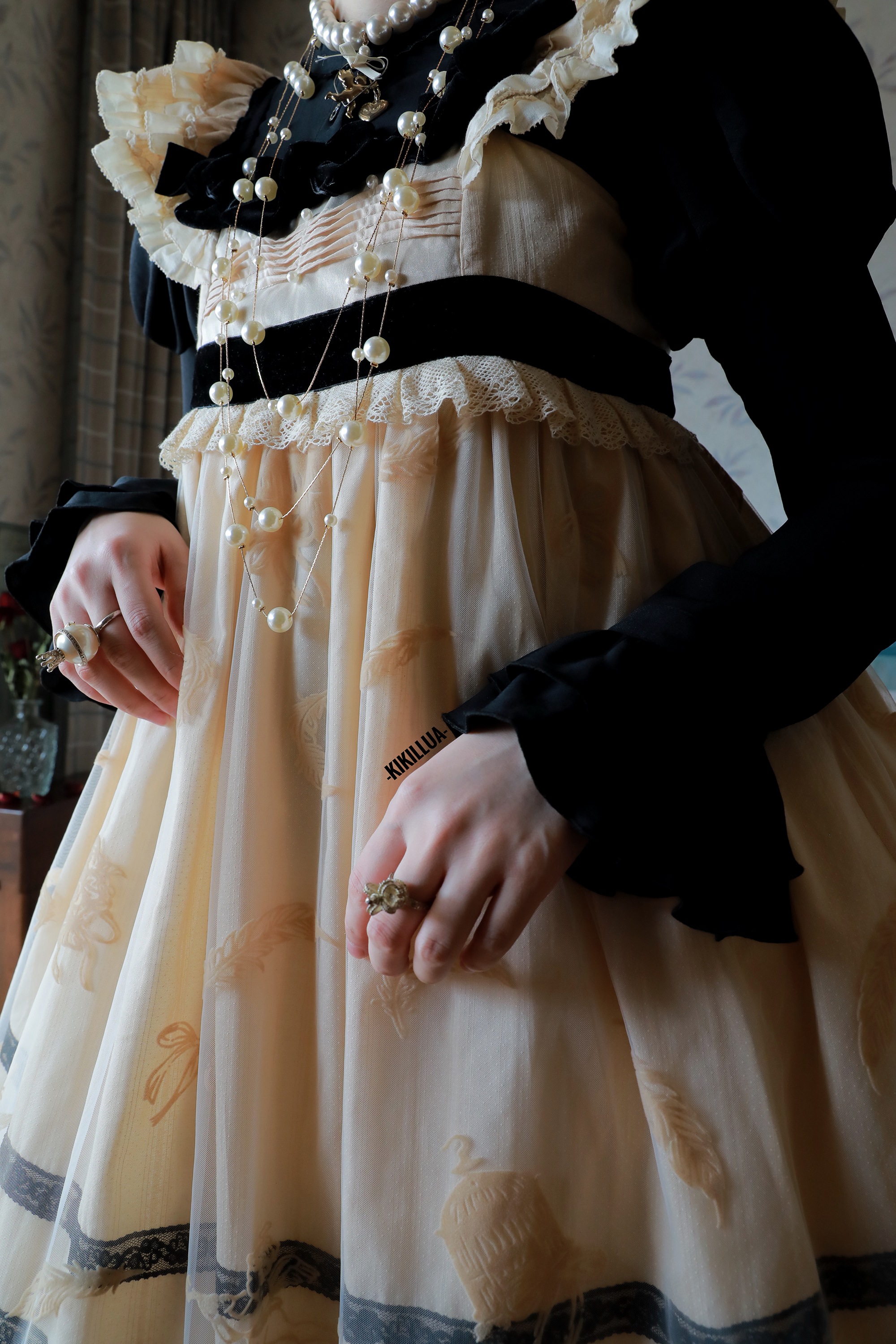 天使が降臨ロリータ 正規オリジナルop半袖ワンピース Jskサスペンダースカート ロリィタサマーフライングスリーブ 天使が降臨ロリータ 正規オリジナルop半袖ワンピース Jskサスペンダースカート ロリィタサマーフライングスリーブ