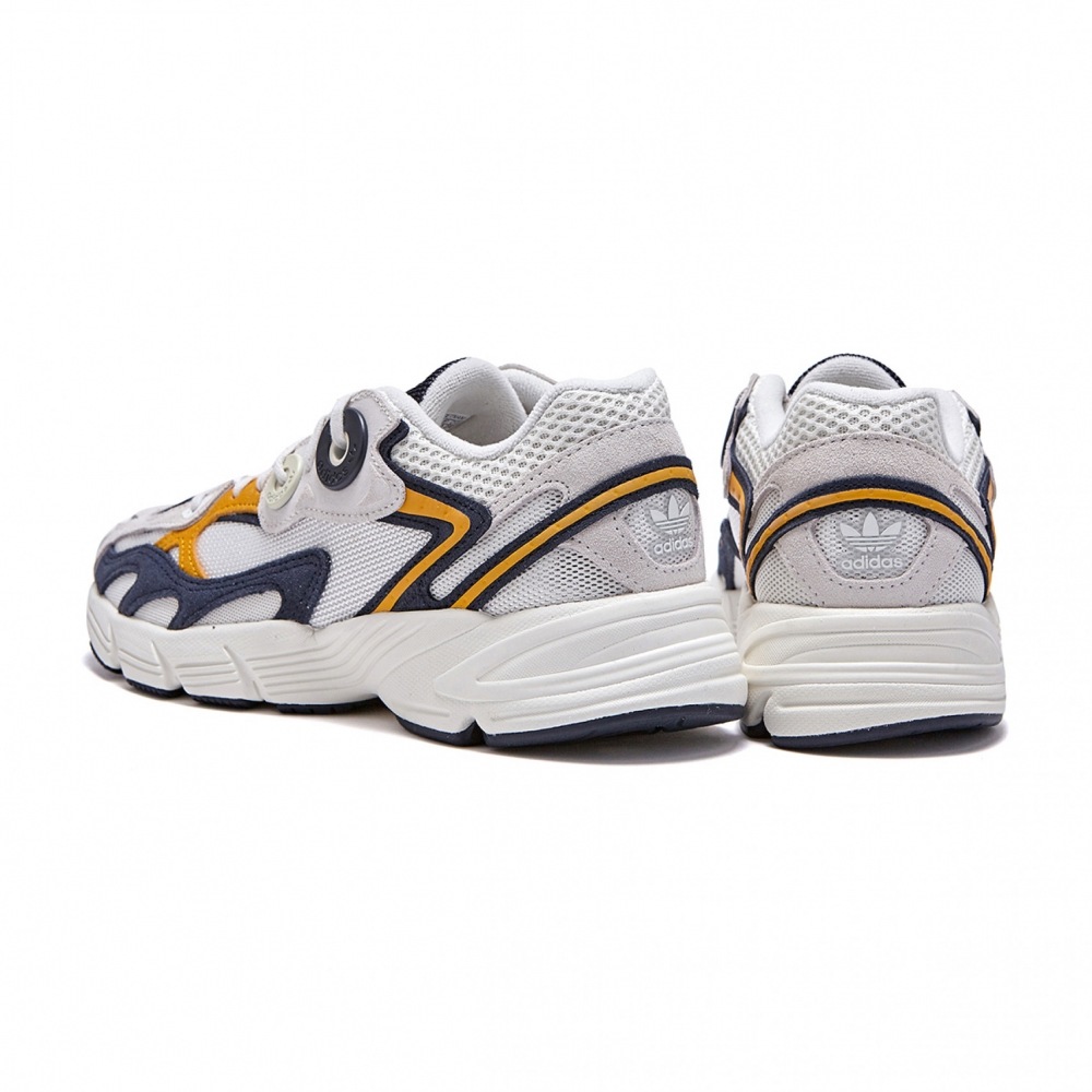 ADIDAS アステア ホワイト HQ8865 ADIDAS アステア ホワイト HQ8865