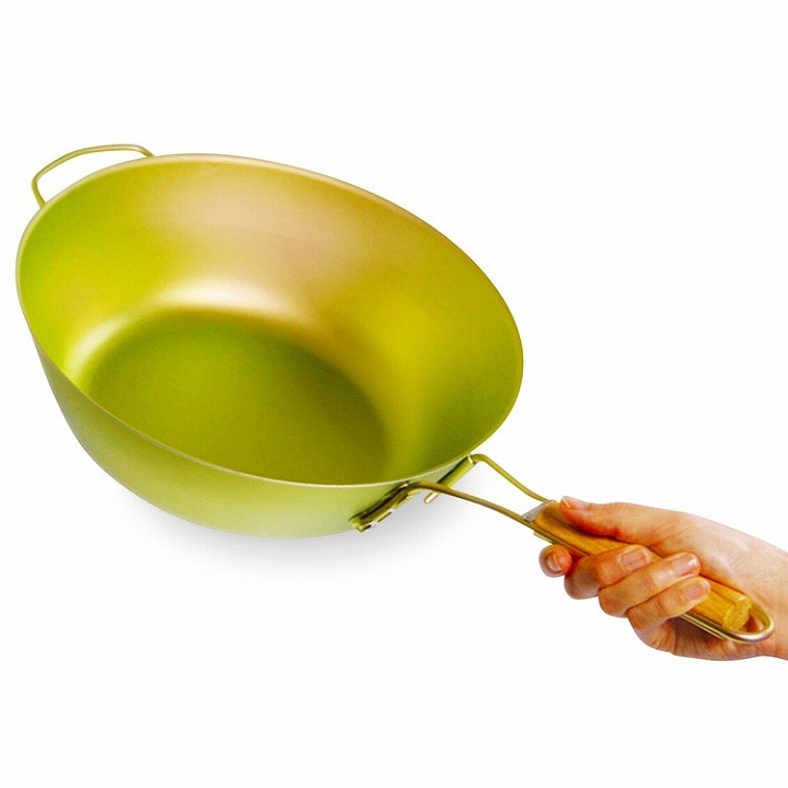 炒める 煮る 茹でる がこの1個で 3層チタン鍋「ティアラ」 炒める 煮る 茹でる がこの1個で 3層チタン鍋「ティアラ」