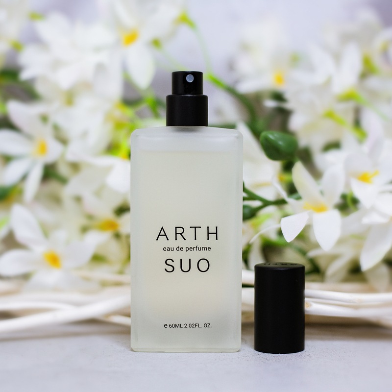 ARTH【世界自然から厳選されたオーガニックエッセンシャルオイル】アースオードパフューム EAU DE PERFUME 60ml/自分のための香水/周りを気にせず楽しめる香り ARTH【世界自然から厳選されたオーガニックエッセンシャルオイル】アースオードパフューム EAU DE PERFUME 60ml/自分のための香水/周りを気にせず楽しめる香り