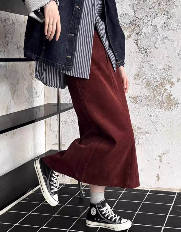【送料無料】ワインレッド 灰色 グレー カラバリあり ハリ感 ふっくら ハイウエスト Aライン ロング丈 ひざ下 秋 レディース ボトムス