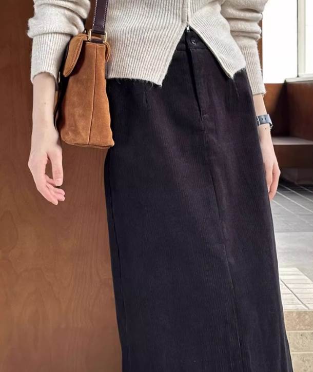 【送料無料】ワインレッド 灰色 グレー カラバリあり ハリ感 ふっくら ハイウエスト Aライン ロング丈 ひざ下 秋 レディース ボトムス