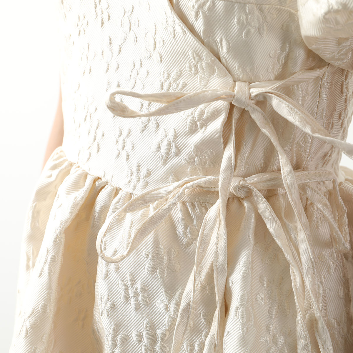 Sister Jane シスタージェーン ワンピース Lilith Jacquard Wrap Dress DRD485 レディース ジャガード 花柄 半袖 Vネック ミニ丈 Whipped-Crea Sister Jane シスタージェーン ワンピース Lilith Jacquard Wrap Dress DRD485 レディース ジャガード 花柄 半袖 Vネック ミニ丈 Whipped-Crea