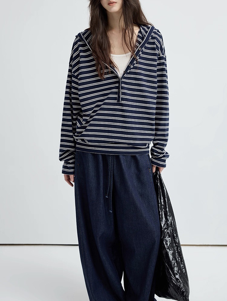 【送.料.無.料.急速発送】フード付きバックルの裾が自然に少し積まれたゆったりとした肩落ち長袖ストライプ 【送.料.無.料.急速発送】フード付きバックルの裾が自然に少し積まれたゆったりとした肩落ち長袖ストライプ