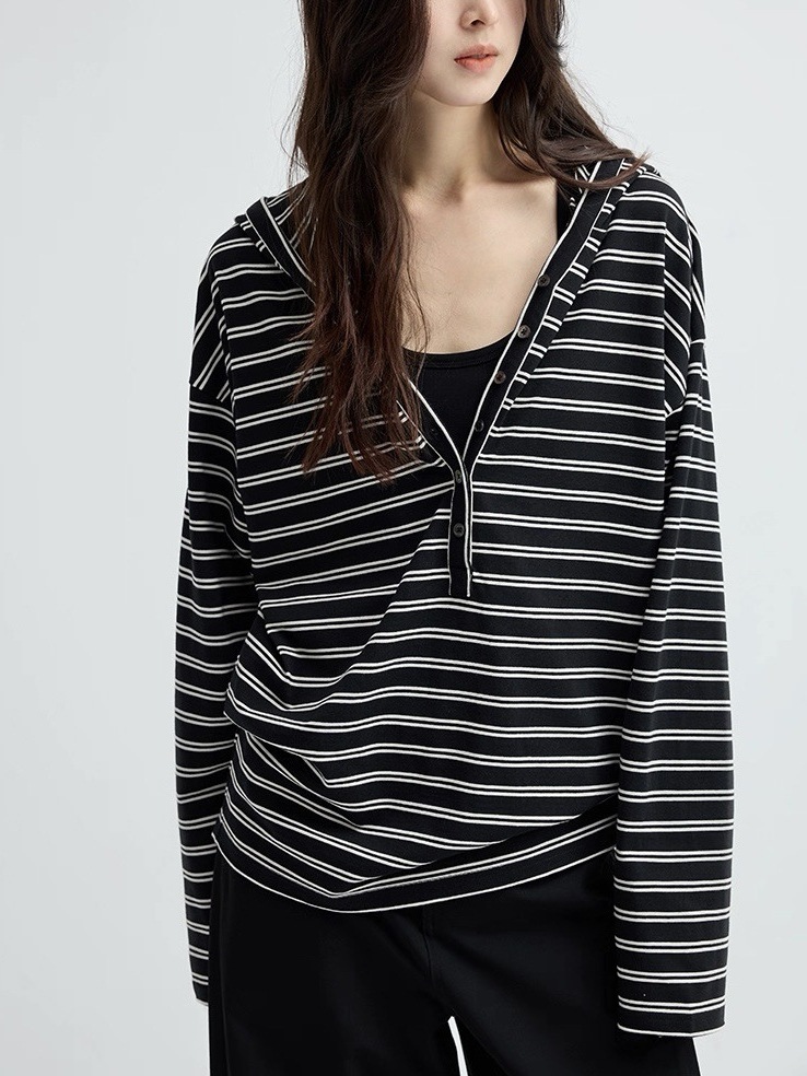 【送.料.無.料.急速発送】フード付きバックルの裾が自然に少し積まれたゆったりとした肩落ち長袖ストライプ 【送.料.無.料.急速発送】フード付きバックルの裾が自然に少し積まれたゆったりとした肩落ち長袖ストライプ