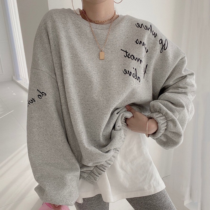 オーバーサイズ トレーナー トップス プルオーバー スウェット ミディアム丈 袖あり 長袖 ボリューム袖 ドロップショルダー ラウンドネック 襟なし かわいい 大人可愛い シンプル カジュアル 大人