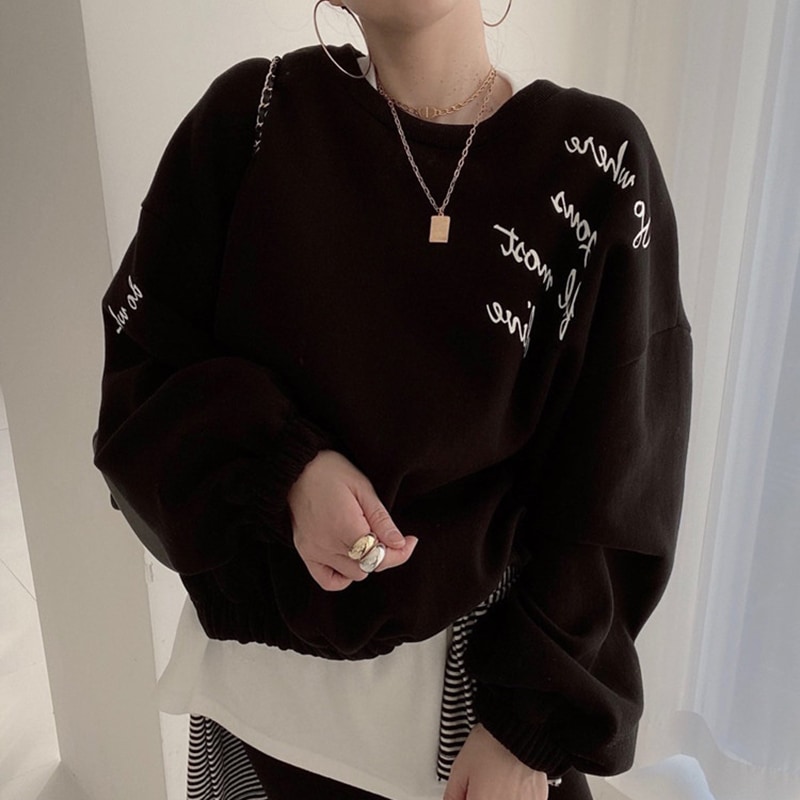 オーバーサイズ トレーナー トップス プルオーバー スウェット ミディアム丈 袖あり 長袖 ボリューム袖 ドロップショルダー ラウンドネック 襟なし かわいい 大人可愛い シンプル カジュアル 大人