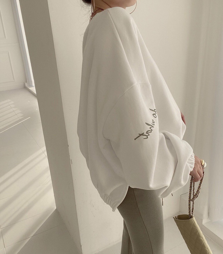 オーバーサイズ トレーナー トップス プルオーバー スウェット ミディアム丈 袖あり 長袖 ボリューム袖 ドロップショルダー ラウンドネック 襟なし かわいい 大人可愛い シンプル カジュアル 大人