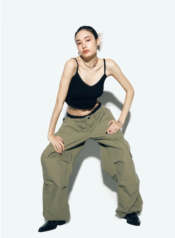 【AS IF CALIE】★LESSERAFIM 着用★パラシュートカーゴパンツ AS IF CALIE】☆LESSERAFIM 着用☆パラシュートカーゴパンツ (as