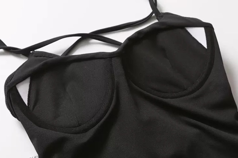 水着 ビキニ スイムウェア ワンピース水着 セクシービキニ 体系カバー水着 ワンピース 紐 体系カバー リボン ウエストマーク バックリボン バックシャン バックコンシャス 編み込み 胸元 谷間 谷間