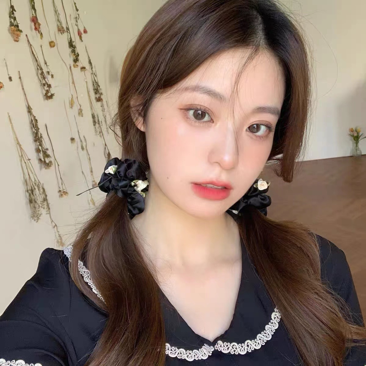 【1点ご購入 で10点プレゼントいたします】韓風ロマン立体ローズリングレトロ小清新少女花のシュシュ超仙髪飾り 【1点ご購入 で10点プレゼントいたします】韓風ロマン立体ローズリングレトロ小清新少女花のシュシュ超仙髪飾り