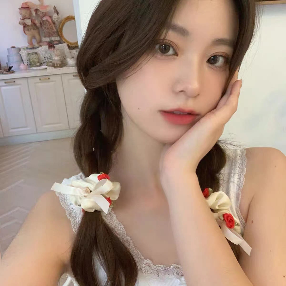 【1点ご購入 で10点プレゼントいたします】韓風ロマン立体ローズリングレトロ小清新少女花のシュシュ超仙髪飾り 【1点ご購入 で10点プレゼントいたします】韓風ロマン立体ローズリングレトロ小清新少女花のシュシュ超仙髪飾り