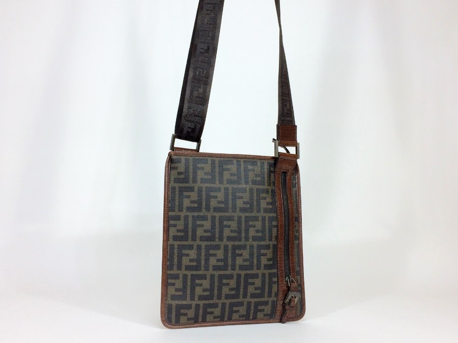 ショルダーバッグ サコッシュ ズッカ柄 【中古品】 ショルダーバッグ サコッシュ ズッカ柄 【中古品】