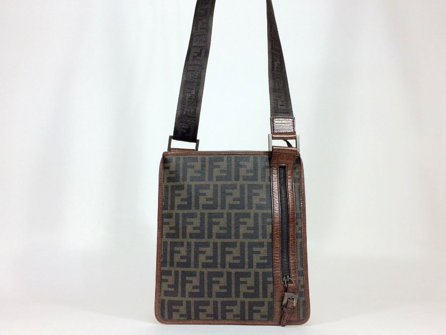 ショルダーバッグ サコッシュ ズッカ柄 【中古品】 ショルダーバッグ サコッシュ ズッカ柄 【中古品】