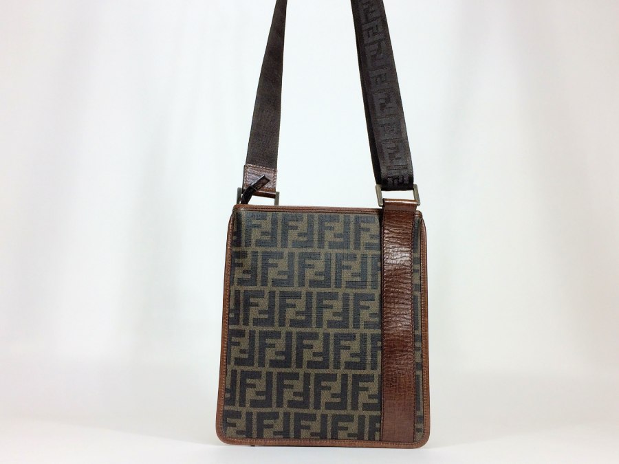 ショルダーバッグ サコッシュ ズッカ柄 【中古品】 ショルダーバッグ サコッシュ ズッカ柄 【中古品】