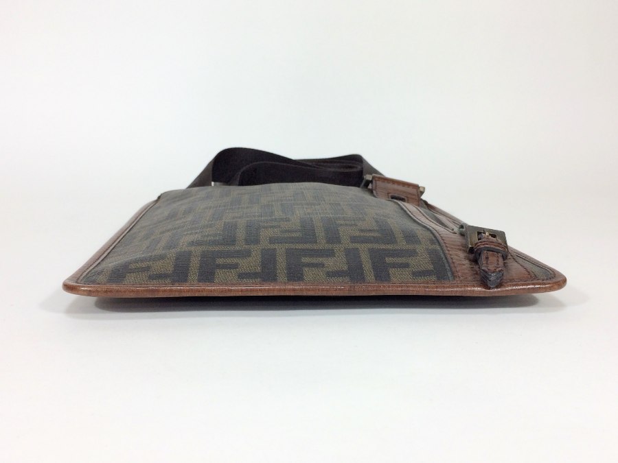 ショルダーバッグ サコッシュ ズッカ柄 【中古品】 ショルダーバッグ サコッシュ ズッカ柄 【中古品】