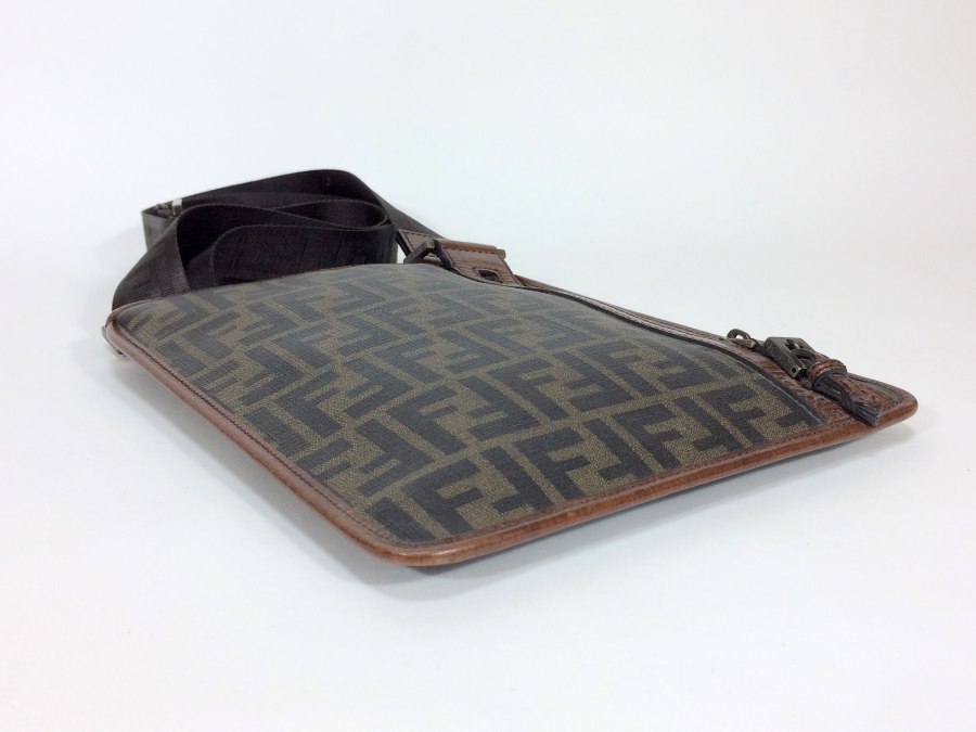 ショルダーバッグ サコッシュ ズッカ柄 【中古品】 ショルダーバッグ サコッシュ ズッカ柄 【中古品】