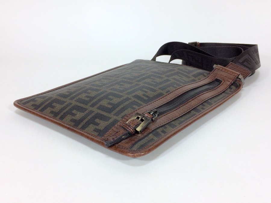 ショルダーバッグ サコッシュ ズッカ柄 【中古品】 ショルダーバッグ サコッシュ ズッカ柄 【中古品】