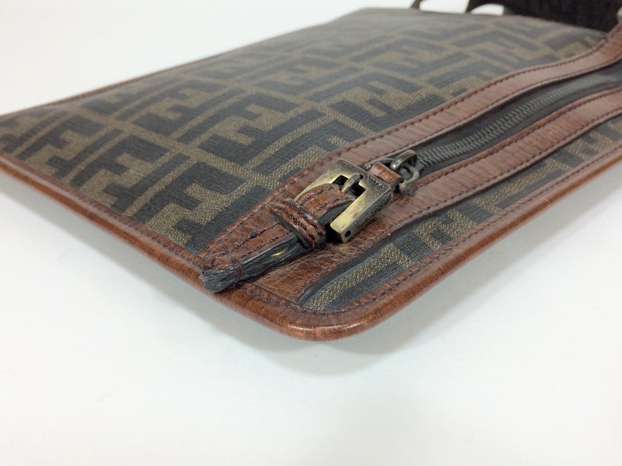 ショルダーバッグ サコッシュ ズッカ柄 【中古品】 ショルダーバッグ サコッシュ ズッカ柄 【中古品】