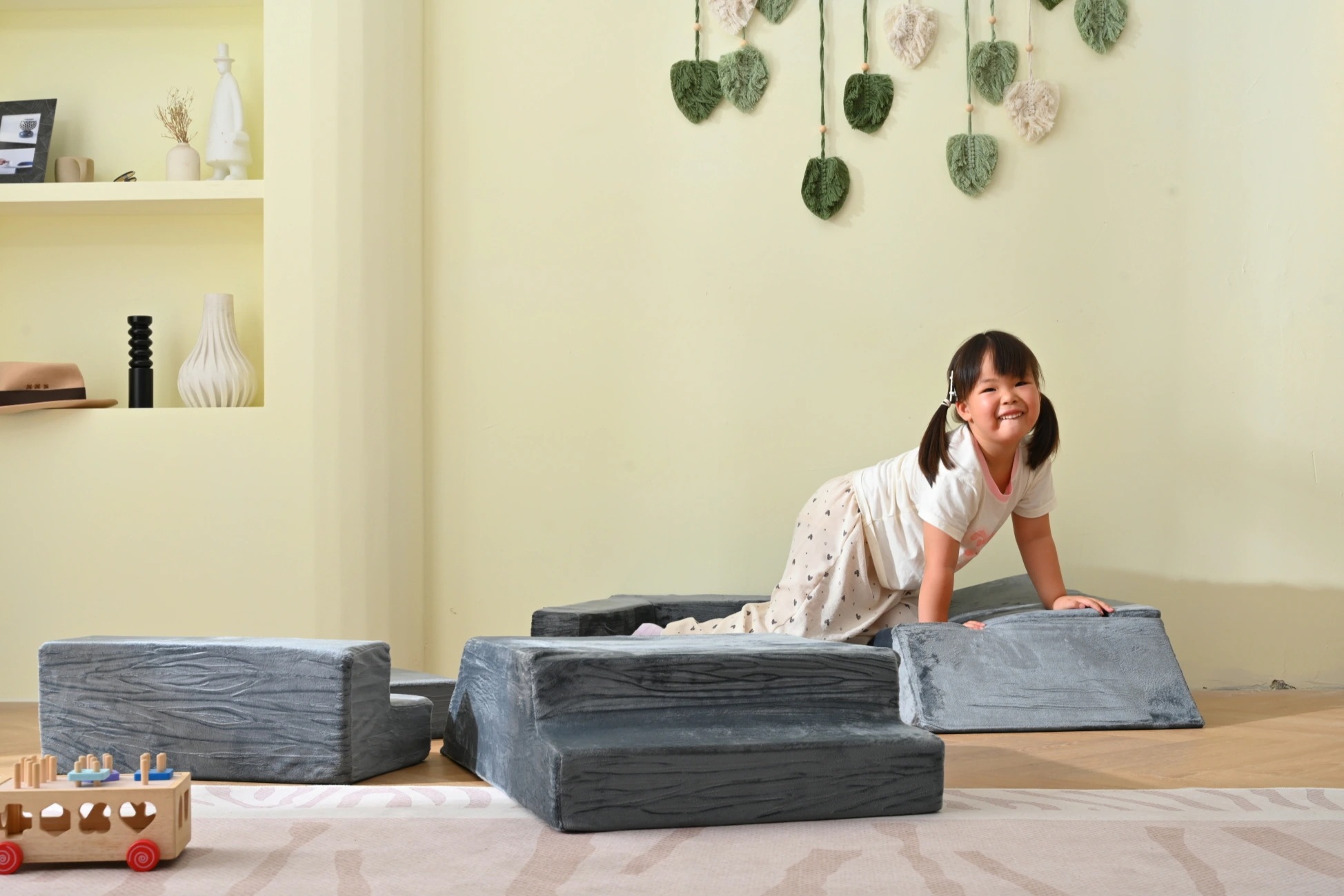 1632つみきソファ ソフトブロック 積み木クッション 子供ソファ 組み換え自由 圧縮梱包 ブロッククッション 自由組合 多機能 大型 室内 キッズスペース 子供 こども キッズプレゼント 幼児 保育 1632つみきソファ ソフトブロック 積み木クッション 子供ソファ 組み換え自由 圧縮梱包 ブロッククッション 自由組合 多機能 大型 室内 キッズスペース 子供 こども キッズプレゼント 幼児 保育