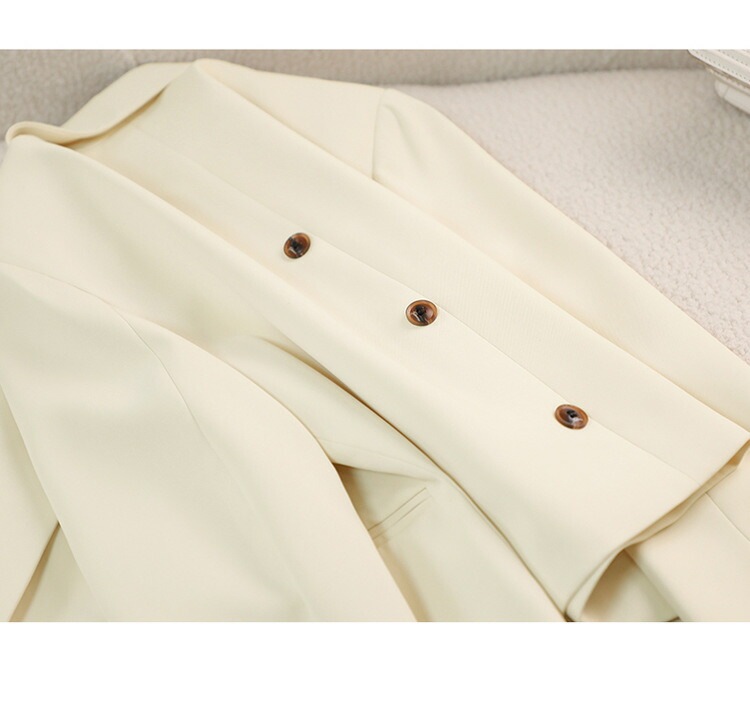 ショートジャケット レディース 無地 秋季 面接用 高級感 おしゃれ カジュアル ショートジャケット レディース 無地 秋季 面接用 高級感 おしゃれ カジュアル