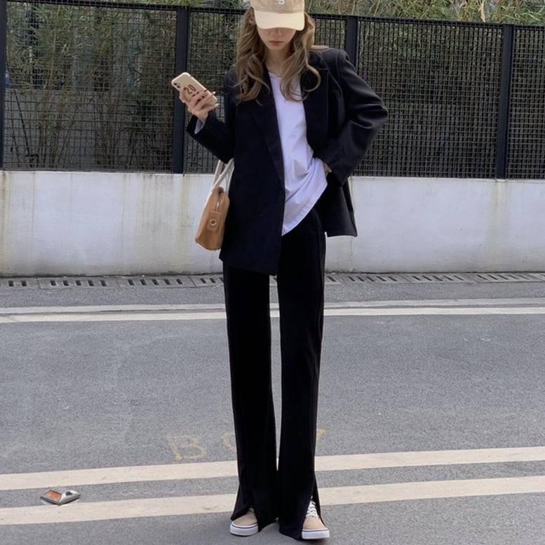 レディース パンツ スリット入り センタースリットフレアーパンツ フロントスリットイージーパンツ ストレートパンツ ボトムス ワイドパンツ ウエストゴム スリム きちんと感 ハイウエスト 黒 ブラック