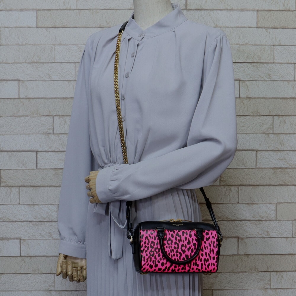 イヴサンローラン ベイビーダッフル ショルダーバッグ レザー ブラック YVES SAINT LAURENT 中古 美品 イヴサンローラン ベイビーダッフル ショルダーバッグ レザー ブラック YVES SAINT LAURENT 中古 美品