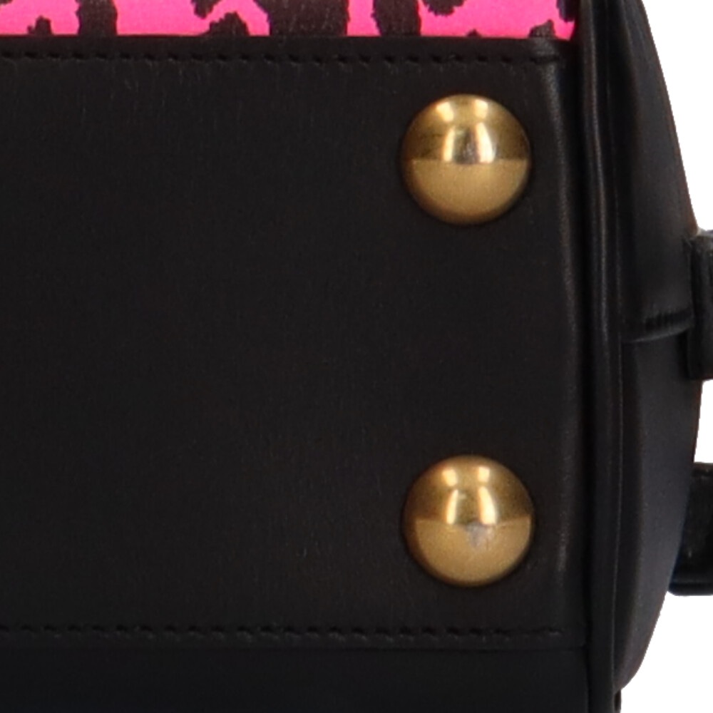 イヴサンローラン ベイビーダッフル ショルダーバッグ レザー ブラック YVES SAINT LAURENT 中古 美品 イヴサンローラン ベイビーダッフル ショルダーバッグ レザー ブラック YVES SAINT LAURENT 中古 美品