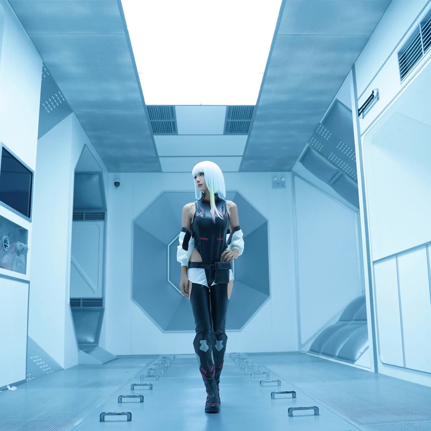 Cyberpunk: Edgerunners サイバーパンク:エッジランナーズ Lucy ルーシー コスプレ衣装 コスチューム イベント ハロウィン 仮装 変装 Cyberpunk: Edgerunners サイバーパンク:エッジランナーズ Lucy ルーシー コスプレ衣装 コスチューム イベント ハロウィン 仮装 変装