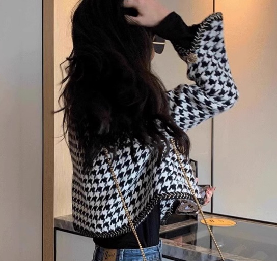 レディース トップス ジャケット カーディガン アウター 上着 羽織 前開き ショート クロップド丈 長袖 Vネック 襟なし ノーカラー ボタン 大人可愛い きれいめ カジュアル 上品 おしゃれ レディース トップス ジャケット カーディガン アウター 上着 羽織 前開き ショート クロップド丈 長袖 Vネック 襟なし ノーカラー ボタン 大人可愛い きれいめ カジュアル 上品 おしゃれ