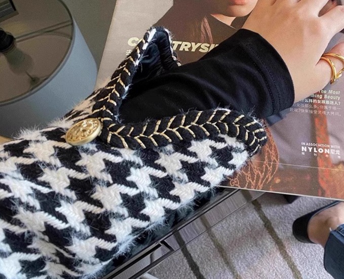 レディース トップス ジャケット カーディガン アウター 上着 羽織 前開き ショート クロップド丈 長袖 Vネック 襟なし ノーカラー ボタン 大人可愛い きれいめ カジュアル 上品 おしゃれ レディース トップス ジャケット カーディガン アウター 上着 羽織 前開き ショート クロップド丈 長袖 Vネック 襟なし ノーカラー ボタン 大人可愛い きれいめ カジュアル 上品 おしゃれ