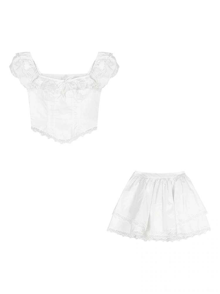 夏 おしゃれな彼女のショッピングデートコーデ セットアップワンピース 女子感レディース色っぽ 女っぽ カジュアルファッション 秋きれいめ大人上品お姉さん襟とフレンチネック可愛さUP型アップ