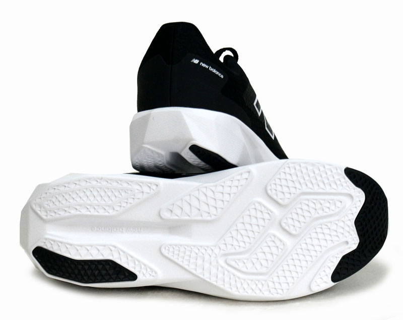 413 V3 陸上 ランニングシューズ 25SS (M413LK32E)