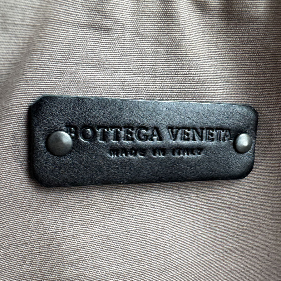 ボッテガヴェネタ BOTTEGAVENETA クラッチバッグ ポーチ レザー ブラック ユニセックス z5738 ボッテガヴェネタ BOTTEGAVENETA クラッチバッグ ポーチ レザー ブラック ユニセックス z5738