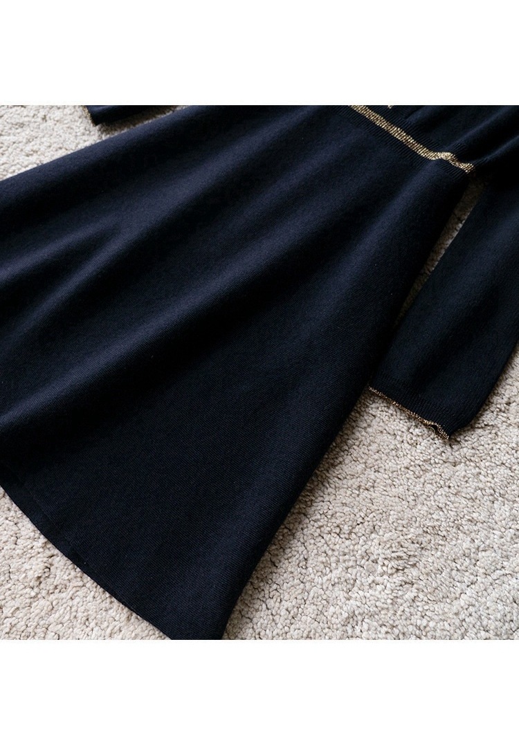 フェミニン ニットワンピース 膝丈 ひざ丈 長袖 ラウンドネック ゴールドボタン セミフレア 切り替えデザイン ニット 可愛い きれいめ シンプル 上品 おしゃれ レトロ 女子 フェミニン ニットワンピース 膝丈 ひざ丈 長袖 ラウンドネック ゴールドボタン セミフレア 切り替えデザイン ニット 可愛い きれいめ シンプル 上品 おしゃれ レトロ 女子