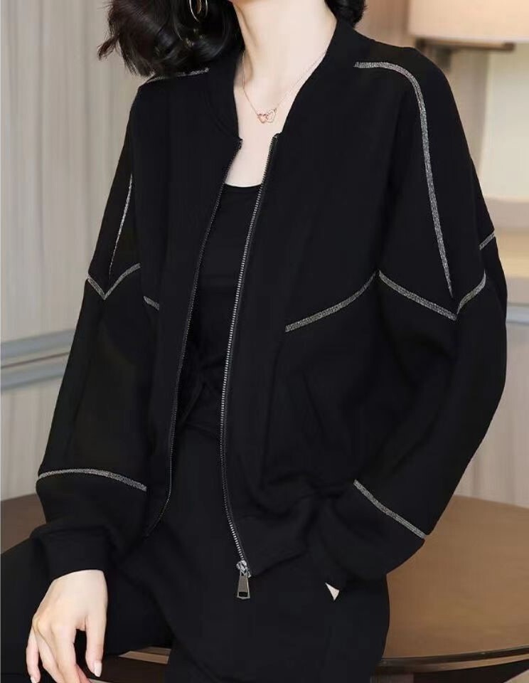 レディース ジャケット ブルゾン 上着 ショート丈 長袖 ドロップショルダー ベースボールカラー ストレート ファスナー ポケット 前開き 薄手 ポリエステル 大人可愛い シンプル カジュアル レディース ジャケット ブルゾン 上着 ショート丈 長袖 ドロップショルダー ベースボールカラー ストレート ファスナー ポケット 前開き 薄手 ポリエステル 大人可愛い シンプル カジュアル