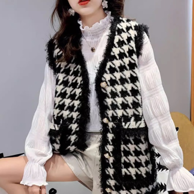 レディース ジャケット ニット ベスト アウター 上着 羽織 前開き 丈長 袖なし ノースリーブ 襟なし もこもこ ふわふわ ふっくら ポケット 伸縮性 ボタン かわいい 大人可愛い きれいめ レディース ジャケット ニット ベスト アウター 上着 羽織 前開き 丈長 袖なし ノースリーブ 襟なし もこもこ ふわふわ ふっくら ポケット 伸縮性 ボタン かわいい 大人可愛い きれいめ