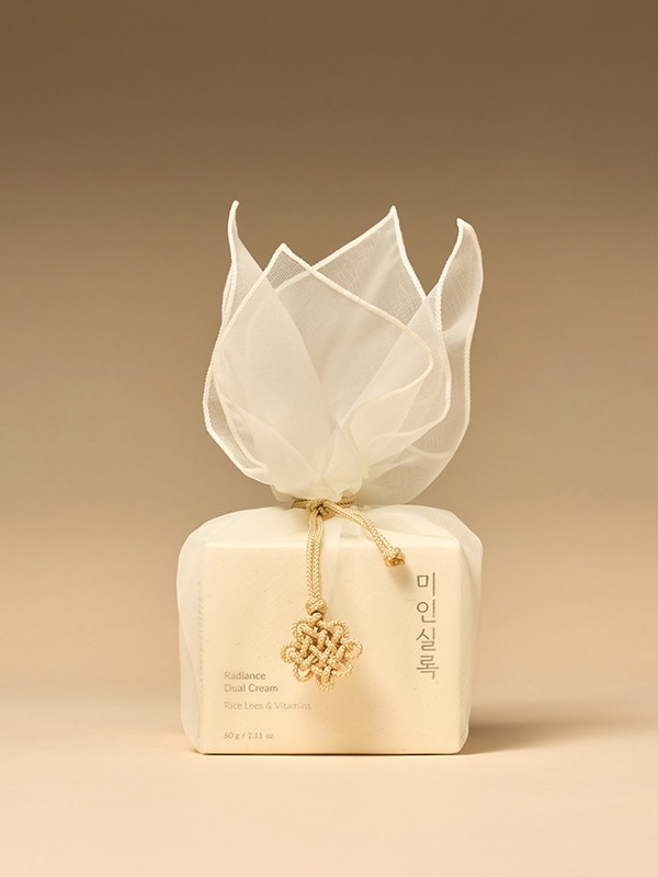 ミインシルオック(美人実録) ラディアンス デュアル クリーム 50ml.(2重機能性化粧品) ミインシルオック(美人実録) ラディアンス デュアル クリーム 50ml.(2重機能性化粧品)