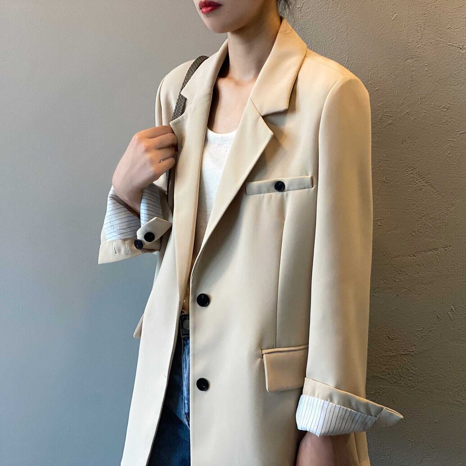レディース ジャケット 上着 テーラードジャケット 美シルエット スーツ 韓国 インスタ映え 高見え スタイルアップ 可愛い かわいい かっこいい 大人 上品 きれいめ シンプル クラシック lout