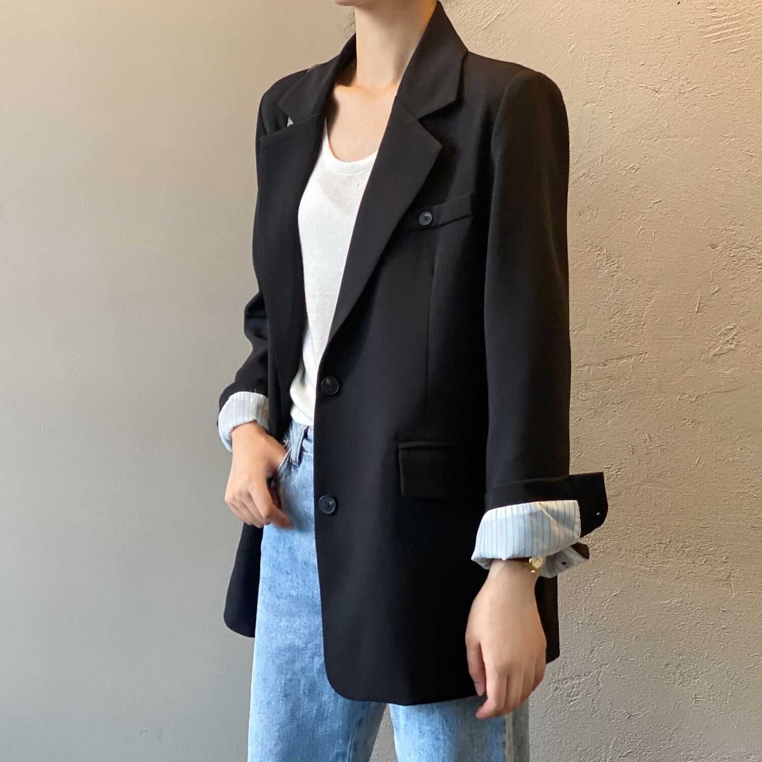 レディース ジャケット 上着 テーラードジャケット 美シルエット スーツ 韓国 インスタ映え 高見え スタイルアップ 可愛い かわいい かっこいい 大人 上品 きれいめ シンプル クラシック lout