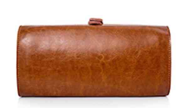 ショルダーバッグ レディース 2WAY レザー 大容量 40代 2ウェイ 旅行 大人 A4 軽い 秋 カジュアル 小さめ 黒 赤 ミニ 本革 人気 レザー ナイロン スポーティー 縦長 春 冬 斜めが