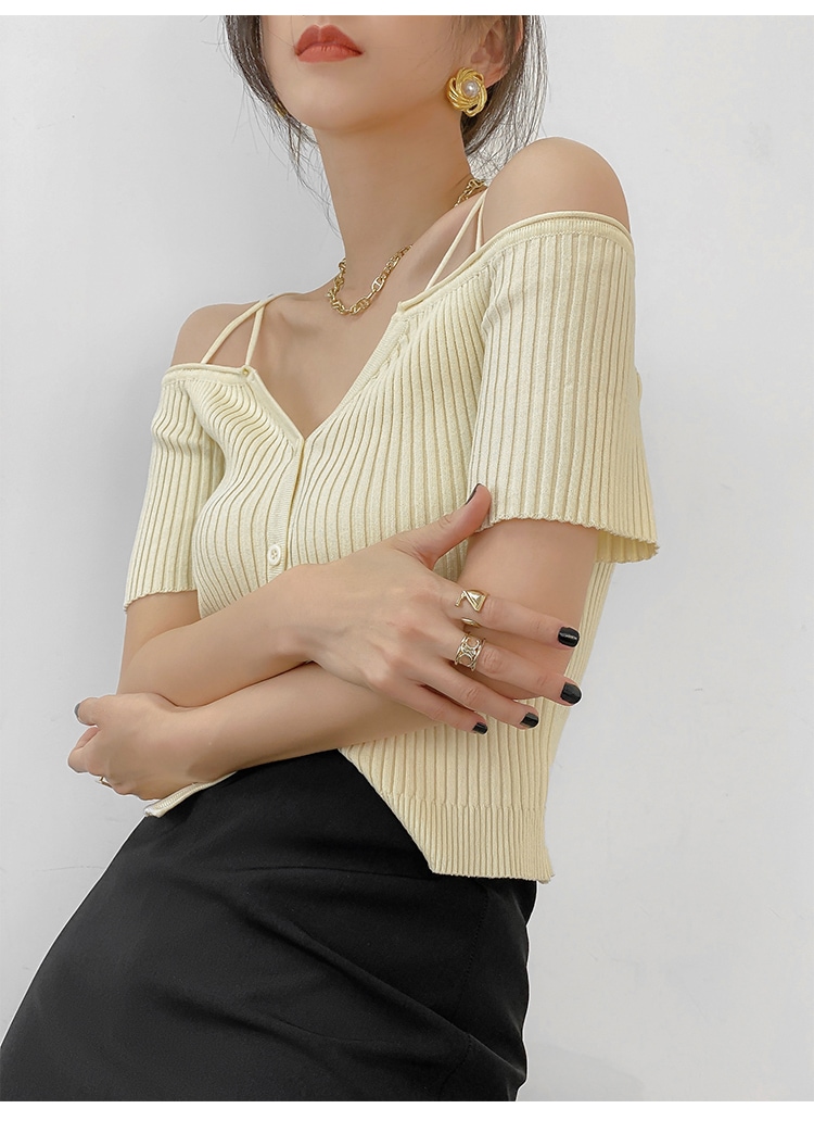 ニットソー カットソー 半袖 オフショルダー 肩ひもニット 細身 前開き かわいい 大人可愛い きれいめ シンプル カジュアル おしゃれ 春 秋 デート お出かけ 学生 韓国 ブラック ニットソー カットソー 半袖 オフショルダー 肩ひもニット 細身 前開き かわいい 大人可愛い きれいめ シンプル カジュアル おしゃれ 春 秋 デート お出かけ 学生 韓国 ブラック