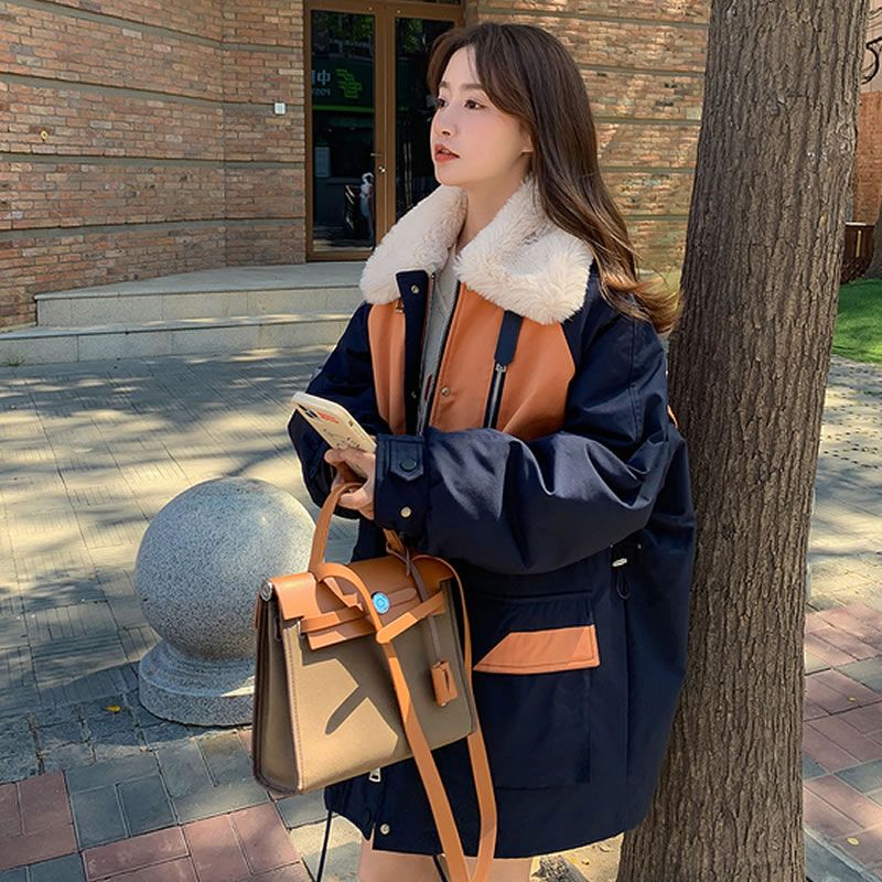 アウターダウンジャケットコート百掛け 流行り 厚手ジャケット 韓国版はデザイン感がゆったりしている 裹起毛厚手 ファーカラー 冬新作日系ダウンコットンジャケット コーデュロイ 快適 セミロング パ アウターダウンジャケットコート百掛け 流行り 厚手ジャケット 韓国版はデザイン感がゆったりしている 裹起毛厚手 ファーカラー 冬新作日系ダウンコットンジャケット コーデュロイ 快適 セミロング パ