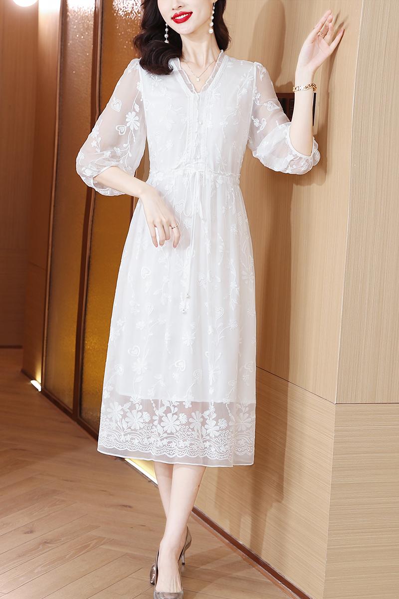 白い刺繍入りウエストラインシルクスカート春夏の新しい気質マルベリーシルクミドル丈ドレスO81